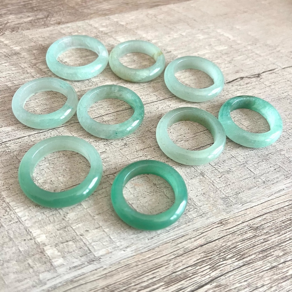 Green Aventurine single band crystal ring